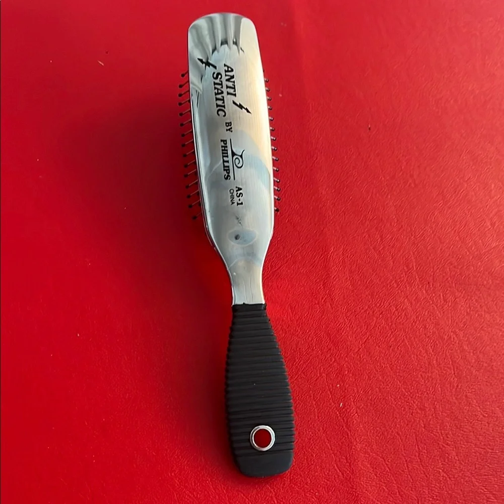 Anti-Static Hair Brush with Black Handle